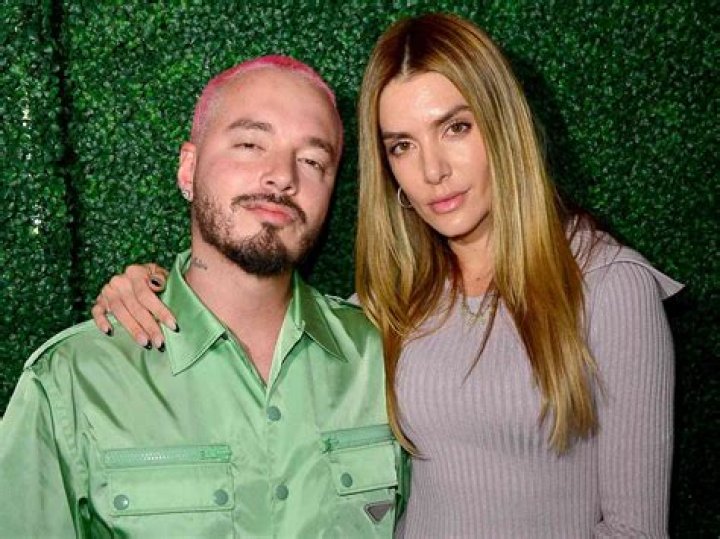 J Balvin – Biography, Net Worth, Age, Height, Girlfriend and Other Facts