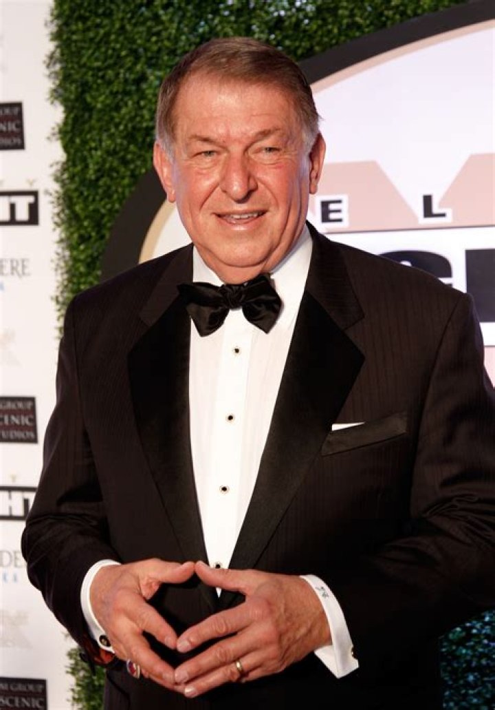 Jerry Colangelo Net Worth |