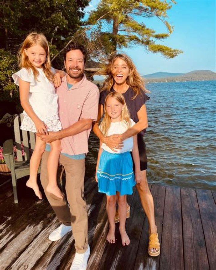 Jimmy Fallon shares rare photo with wife Nancy Juvonen and their 2 daughters ·