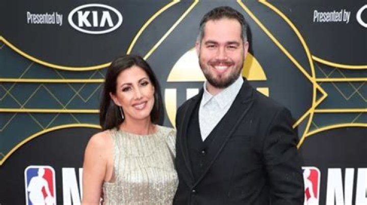 Lakers: Does Jesse Buss Have Wife? Net Worth Jerry Buss Son