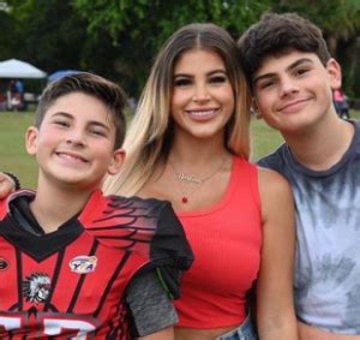 Neyleen Ashley Bio, Wiki, Age, Height, Parents, Husband, and Net Worth